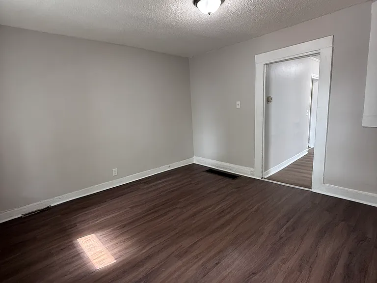 46 Liberty St #1 — Photo 9