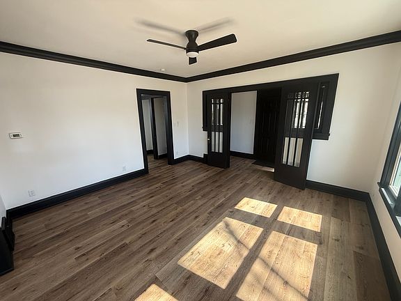 3rd image of 7317 Sheridan Rd