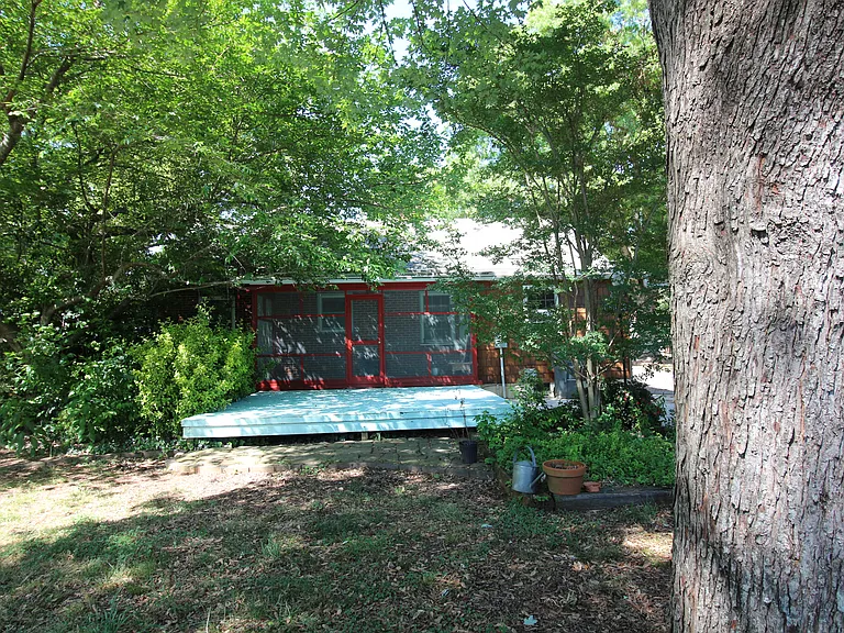 5116 Elder Ave — Photo 15