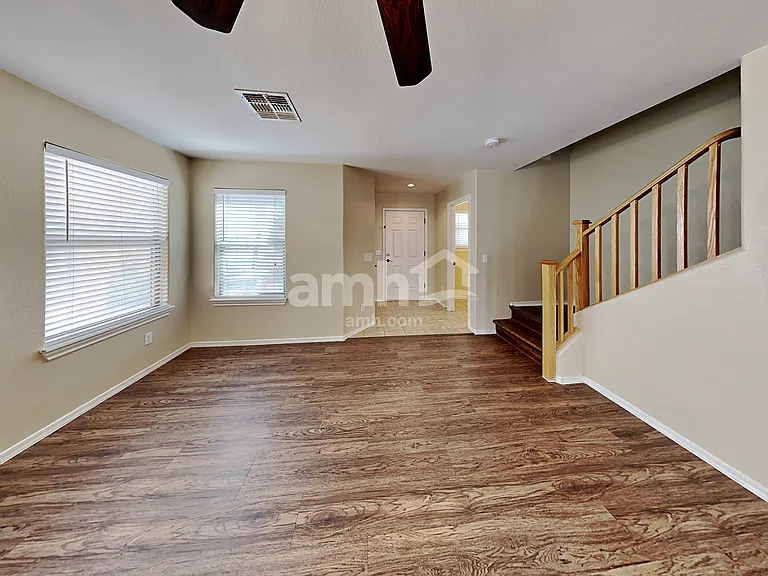 18526 W Valerie Dr — Photo 9