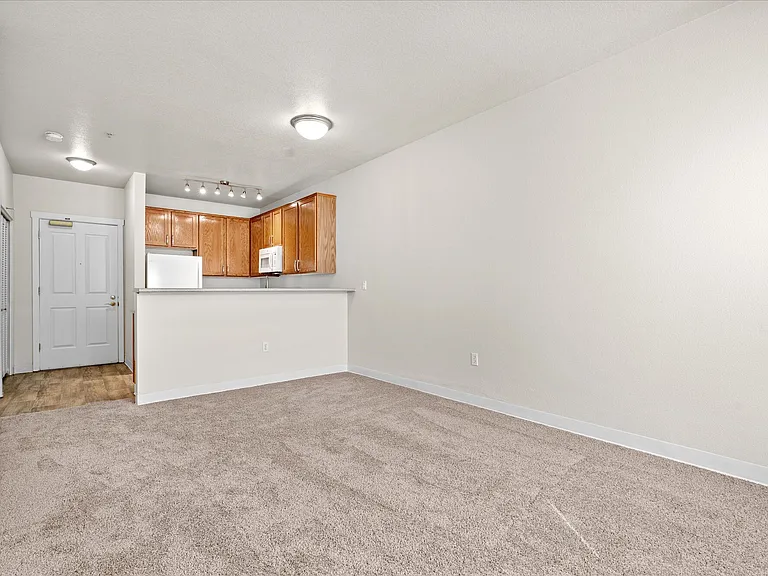 Chinook Way Apartments — Photo 63