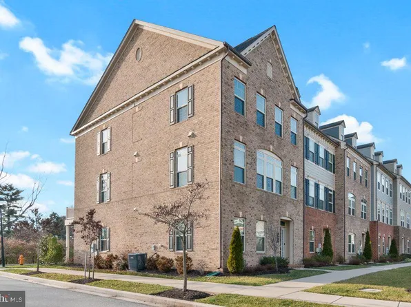 603 Iron Way #36, Pikesville, MD 21208