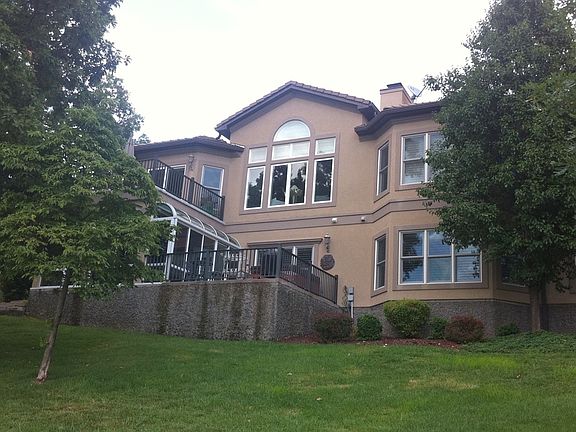 4th image of 240 Muirfield Ct