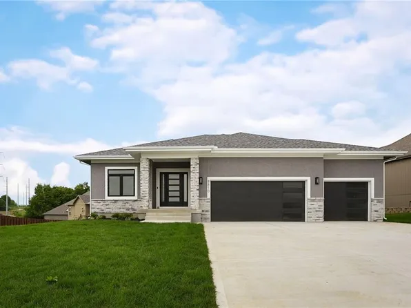 8810 N Agnes Ave, Kansas City, MO 64156