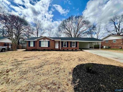 417 Hillmont Dr NW, Huntsville, AL, 35805