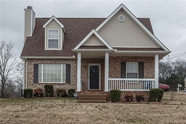 2nd image of 2016 Hamilton Glen Dr