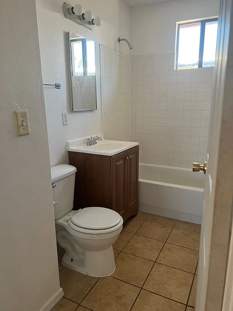 Charming West Side Condo Close to Downtown Tucson ! — Photo 1