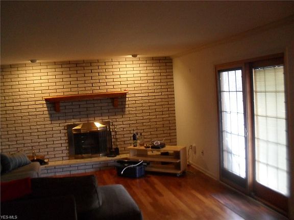 4th image of 7419 Gerald Dr