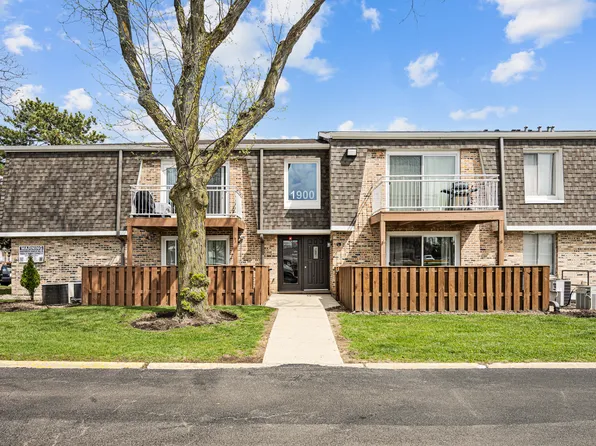 1900 Plum Grove Rd Unit 2C, Rolling Meadows, IL 60008