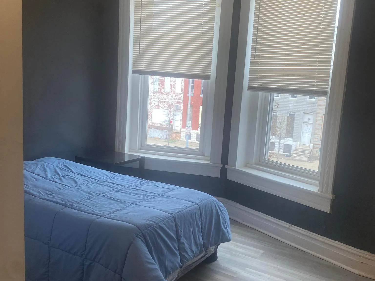 1 bed, 1.5 bath, 2000 sqft, $650 — Photo 2