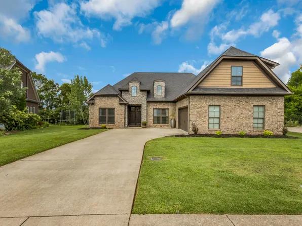 4532 Garcia Blvd, Murfreesboro, TN 37128