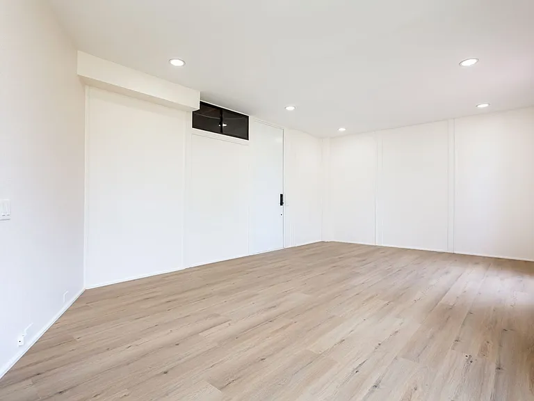 2837 Kalmia Pl — Photo 12