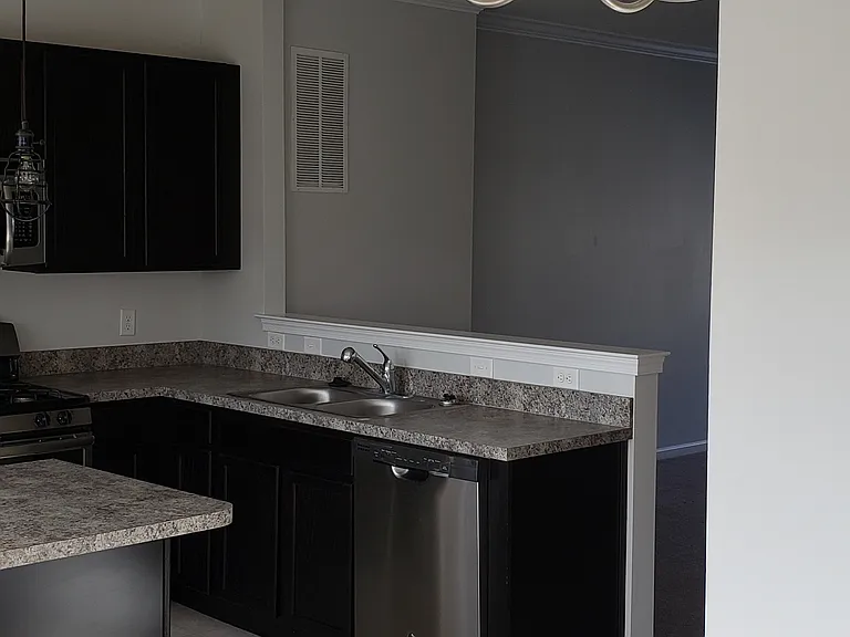 155 Tidbury Xing — Photo 94