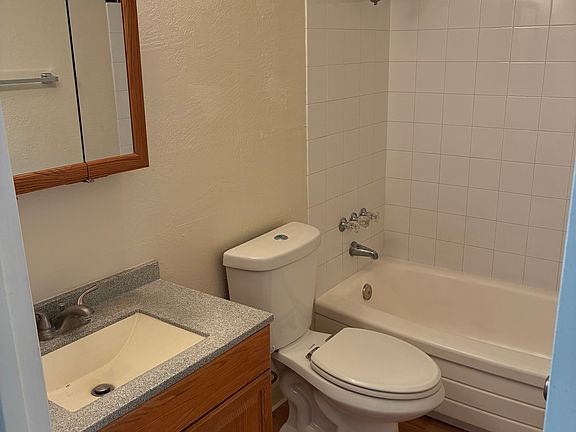 4th image of 1428 W 25th Ave APT 6