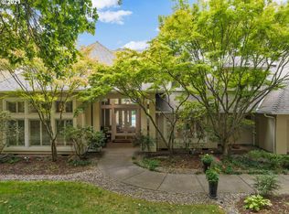 11805 SW Lynnfield Ln, Portland, OR 97225