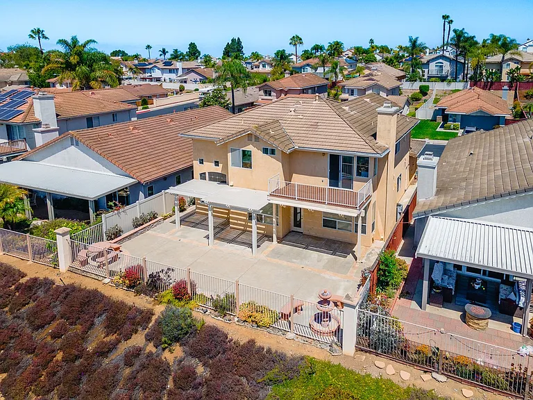 2283 Rock View Gln — Photo 56