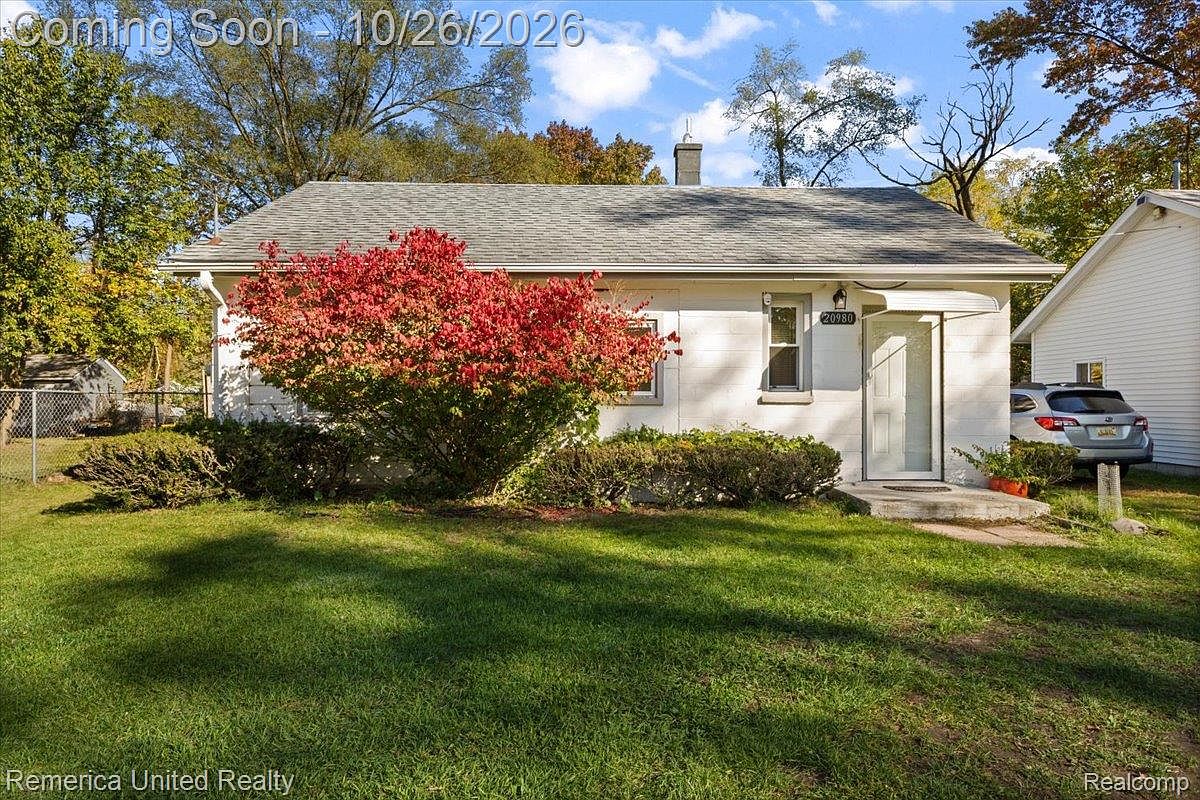 20980 Van Buren St, Southfield, MI 48033