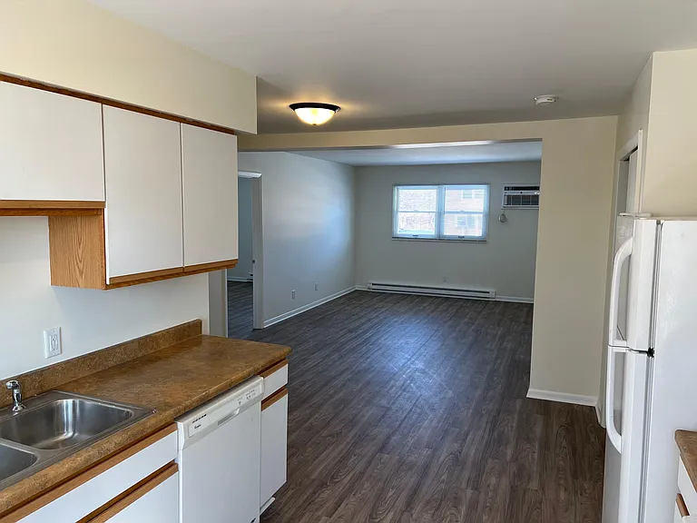 1611 Maness Ct #1 — Photo 2