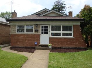 4516 Warsaw Ave, Lyons, IL 60534