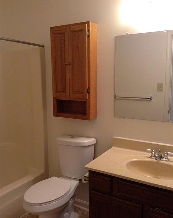 1st image of 1508 Fairfax Dr