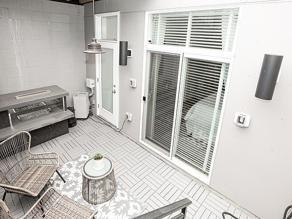 Outdoor area ideal for relaxing or entertaining