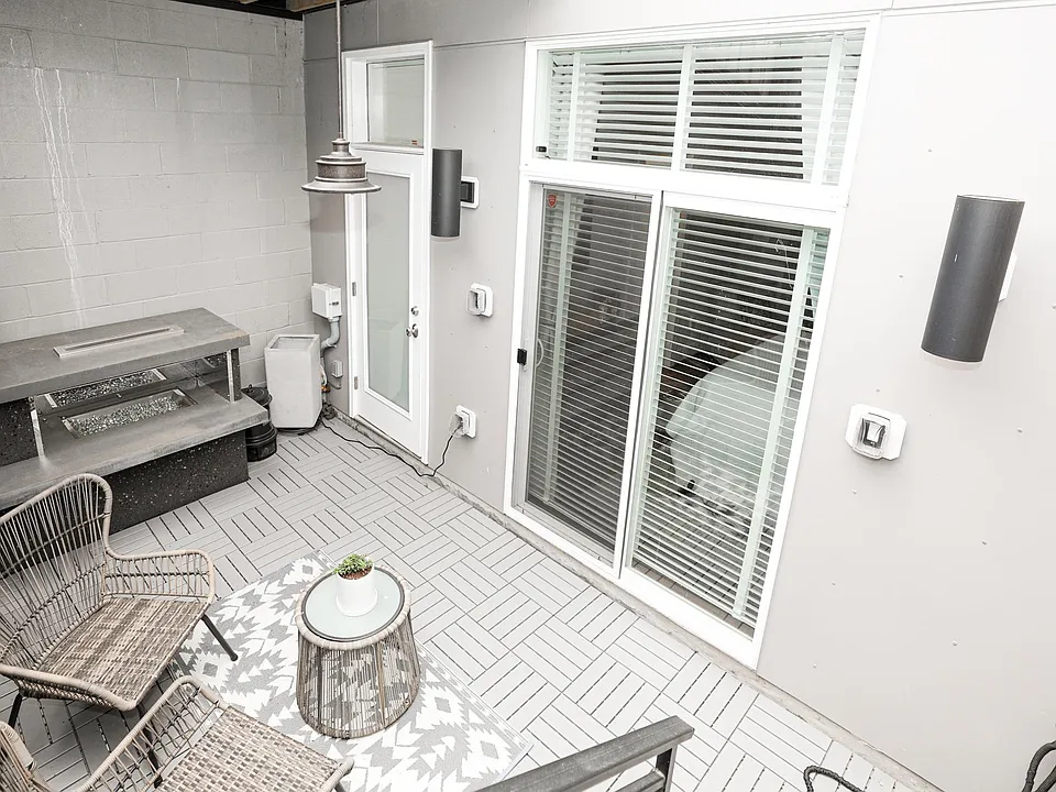 Outdoor area ideal for relaxing or entertaining