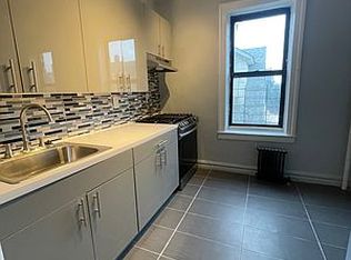 971 E 34th St APT C4, Brooklyn, NY 11210