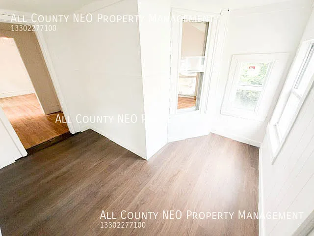 519 E 103rd St — Photo 13