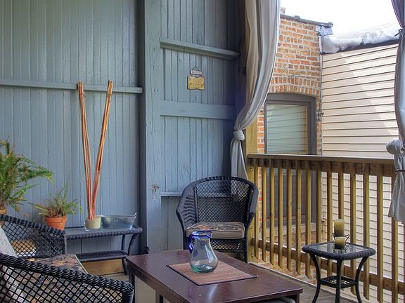 5th image of 1466 W Warner Ave #3W