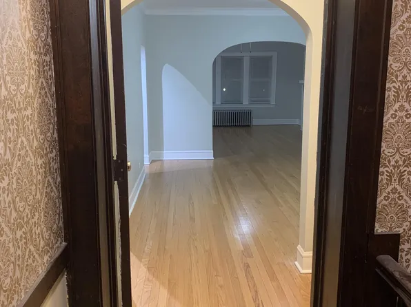 1814 Warren St #2W, Maywood, IL 60153