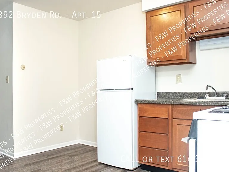 1392 Bryden Rd #15 — Photo 7