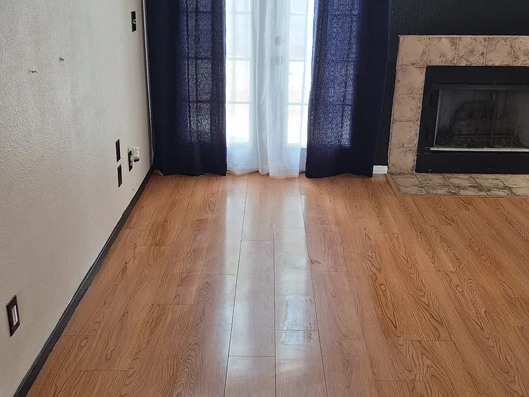 7613 Sea Cliff Way — Photo 8