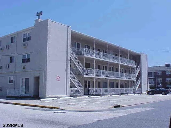 9315 Atlantic Ave, Margate City, NJ 08402