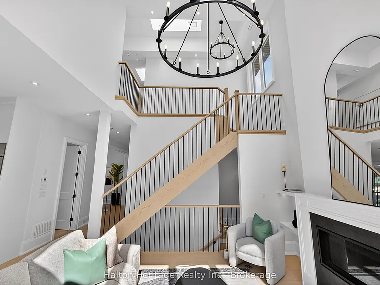 148 Herald Ave — Photo 10