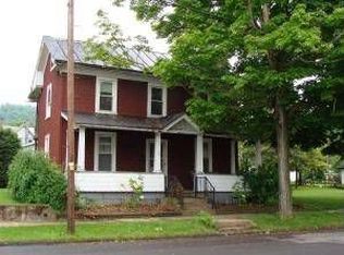 69 Broad St, Montgomery, PA 17752