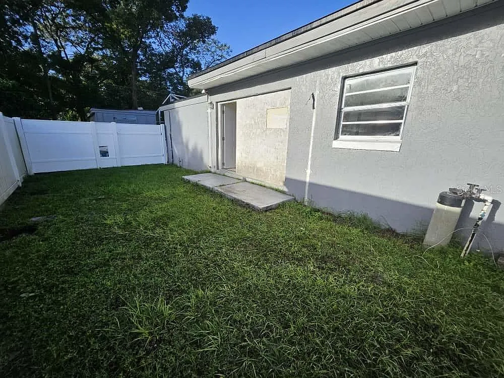 Studio, 1.0 bath, 280 sqft, $995 — Photo 3