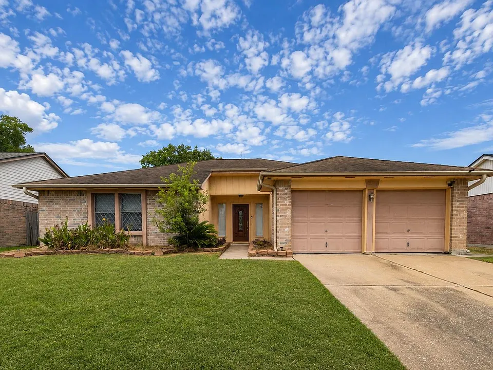 7251 Sonnet Glen Ln