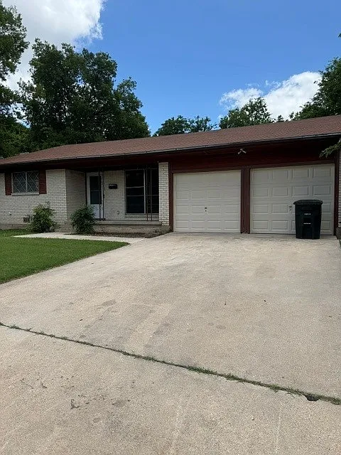 1308 Metropolitan Dr