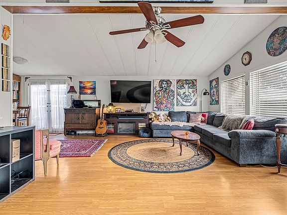 4th image of 145 King Edward St #31