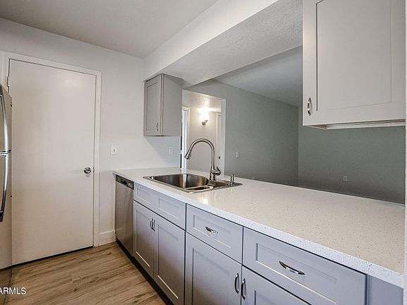 5th image of 16033 N 25th St APT 106