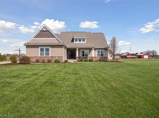 405 E Luschinger Rd, Pt Clinton, OH 43452