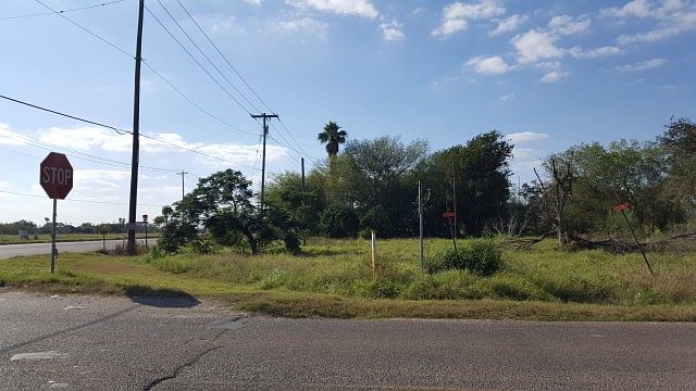 2nd image of 4307 N Schuerbach Rd