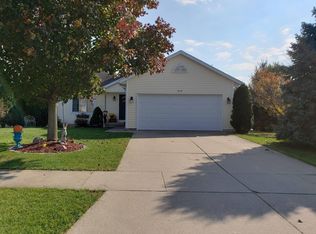 619 Misty Ridge Dr, Middleville, MI 49333