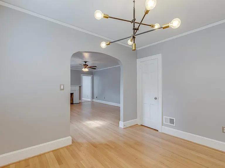 115 Cureton St — Photo 10