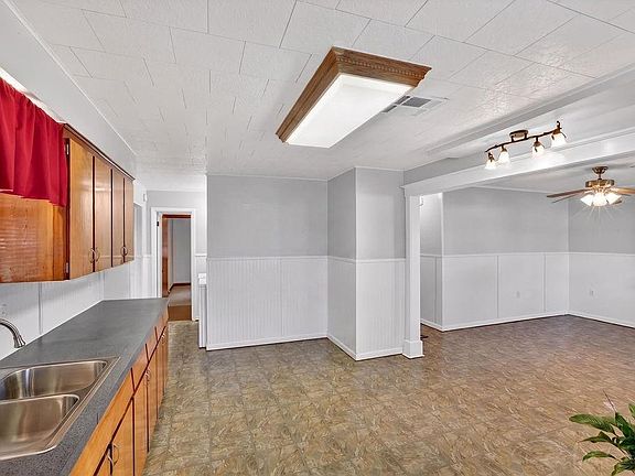 5th image of 568 Saint Ann St