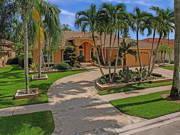 2nd image of 10857 NW 5th Street