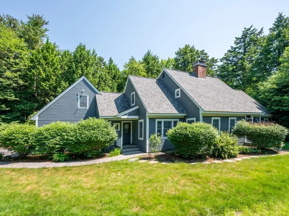 318 Brookside Drive, New London, NH 03257