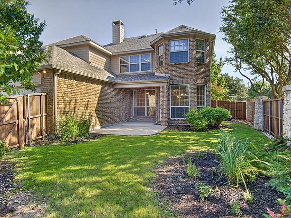 3rd image of 842 Sun Meadow Rd