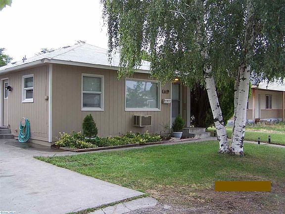2nd image of 1020 Winslow Ave