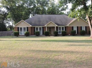 173 Winchester Dr, Leesburg, GA 31763